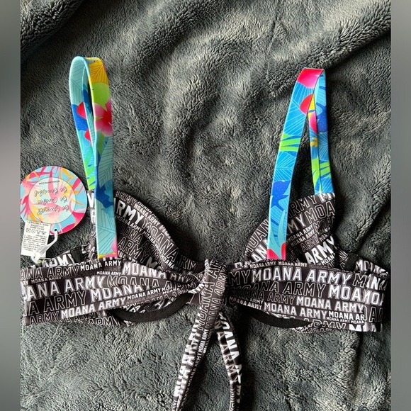 Tropical Moana Army Small Top - Picture 4 of 5